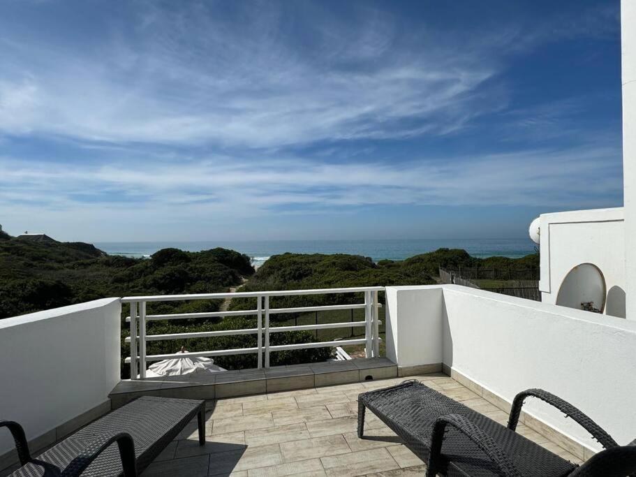 Low Tide At No 35 St. Francis Bay Exterior foto